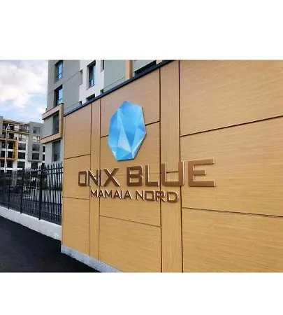 Black & White Lofts Onix Blue Mamaia דירה *