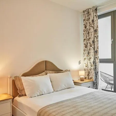Black & White Lofts Onix Blue Mamaia דירה Năvodari